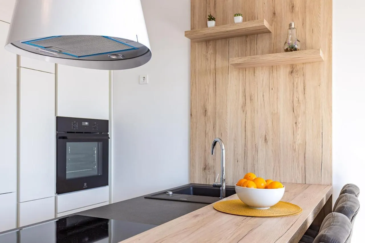 Apartment M****, New City Apartment + Parking Pula